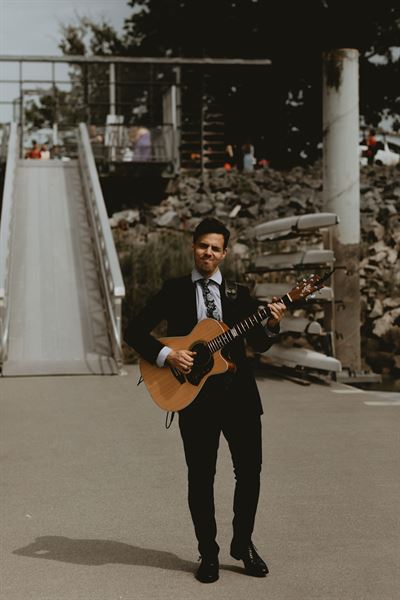 Lenny Pallerstein Guitar