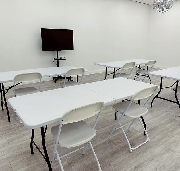 Mirrors Creative Studio