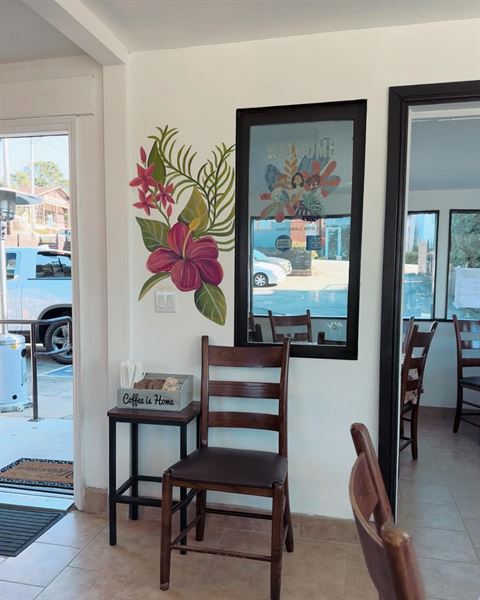 Kusina 7107 Beach Cafe and Bar