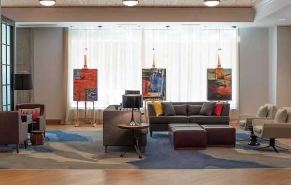 Hampton Inn & Suites Portland Pearl District