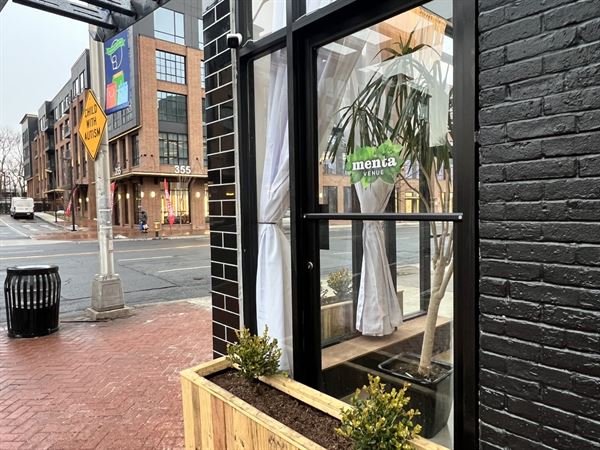 Broad & Eighth - Menta