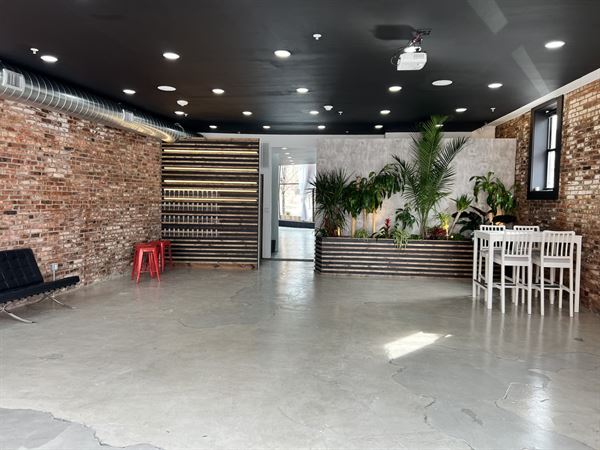 Broad & Eighth - Menta