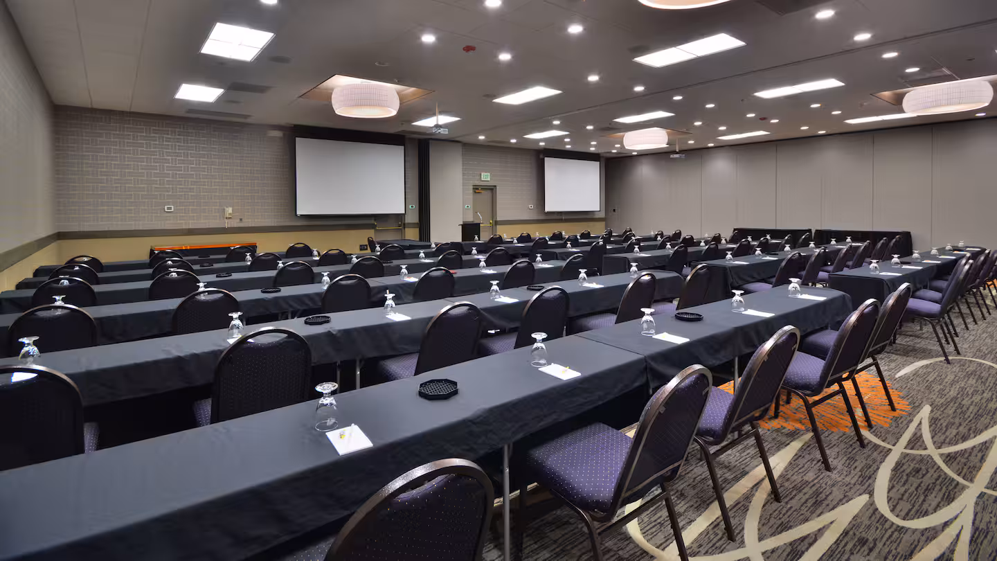 Embassy Suites Denver Stapleton