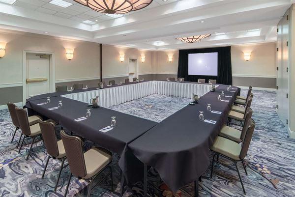 Sonesta Charlotte Executive Park