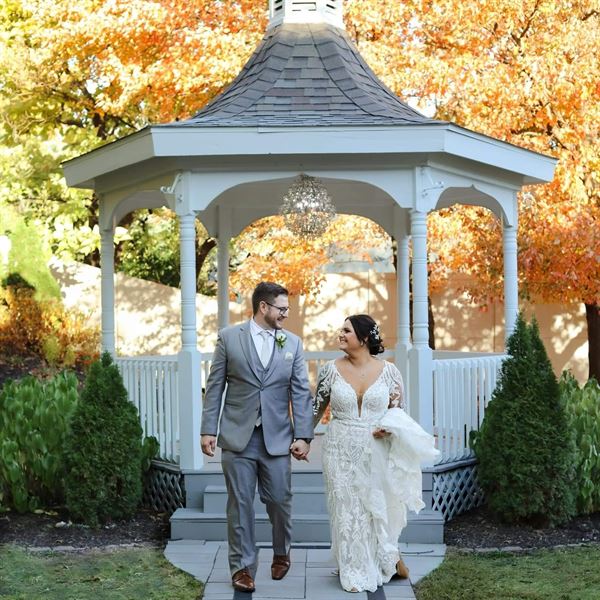 Holland Gardens Banquet Hall