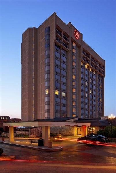 Sheraton Westport Plaza Hotel St. Louis