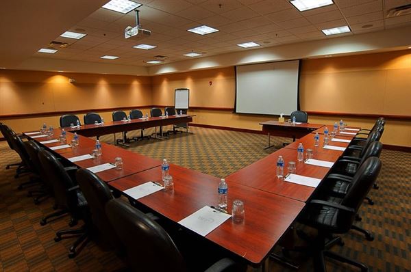 Sheraton Westport Plaza Hotel St. Louis