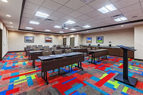 Hampton Inn and Suites Claremore