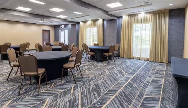 Hampton Inn & Suites Greensboro/Coliseum Area