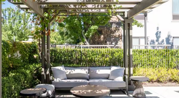 Hampton Inn & Suites Windsor - Sonoma Wine Country