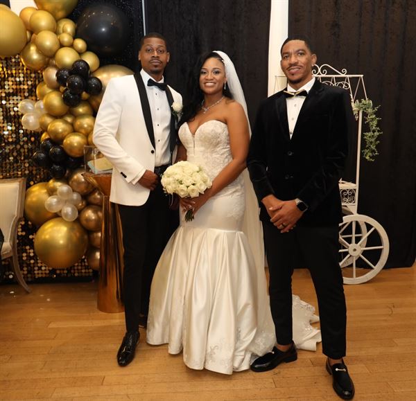 Max 10 Entertainment