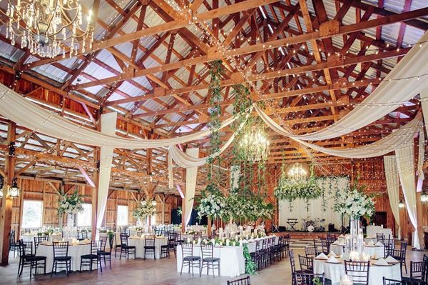 The Cedar Barn of Southern Bridle Farms