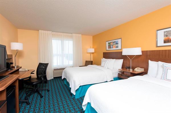 The Fairfield Inn & Suites Chicago St. Charles