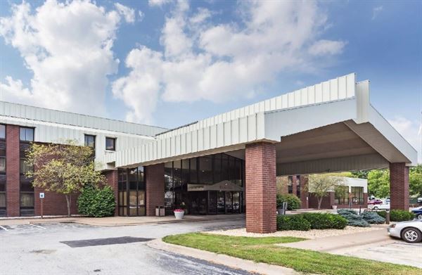 Ramada Inn Bettendorf