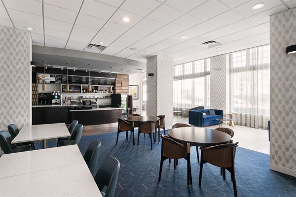 Courtyard St. Petersburg Downtown