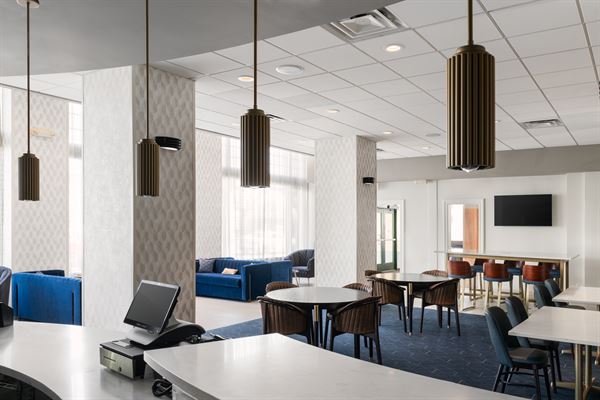 Courtyard St. Petersburg Downtown