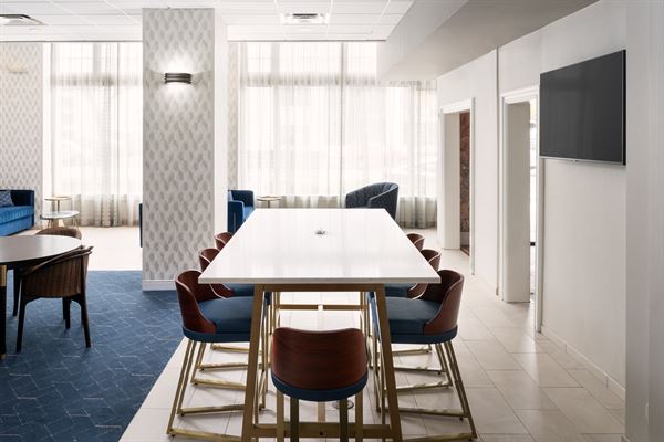 Courtyard St. Petersburg Downtown