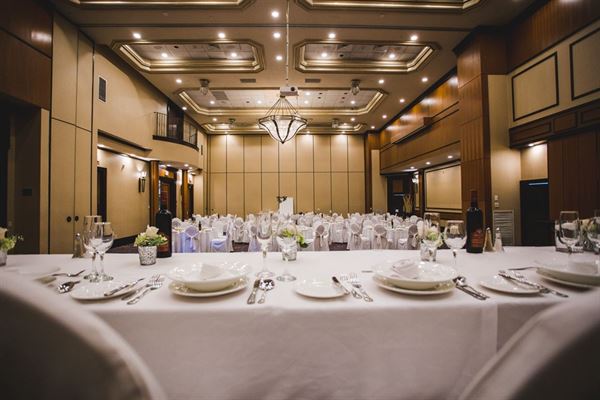 Grand Windsor Ballroom - Courtyard Marriott Brampton