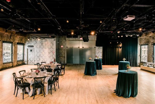 Ned Devine's & Parris