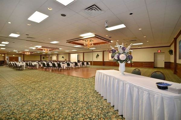The Best Western - Green Bay Inn Conference Center
