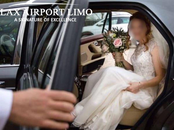 Beverly hills Limo-Los Angeles limo-LAX AIRPORT LIMO- LAX BLACK CAR SERVICE- LAX LIMO SERVICE RENTAL