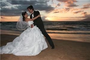 Destination Hawaii Wedding, LLC