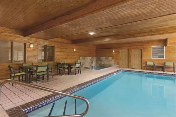 Country Inn & Suites By Carlson, Albert Lea, MN