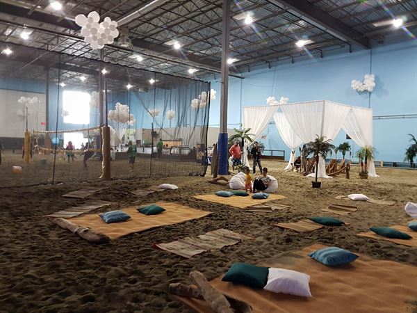 6Pack Indoor Beach Centre