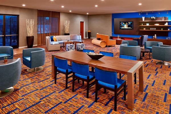 Courtyard Vallejo Napa Valley