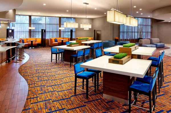 Courtyard Vallejo Napa Valley