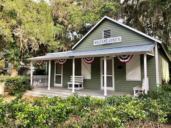 Mandarin Community Club