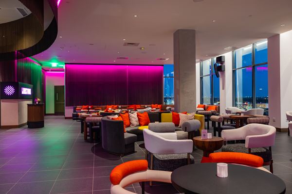 Cambria Hotel Austin Downtown