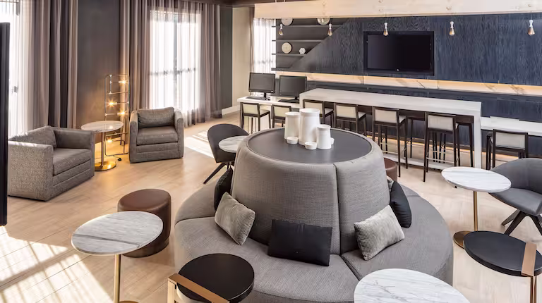 DoubleTree by Hilton Boston Logan Airport Chelsea