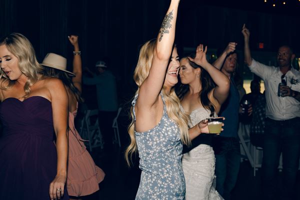 Sunkisst Entertainment DJ & Photo Booth