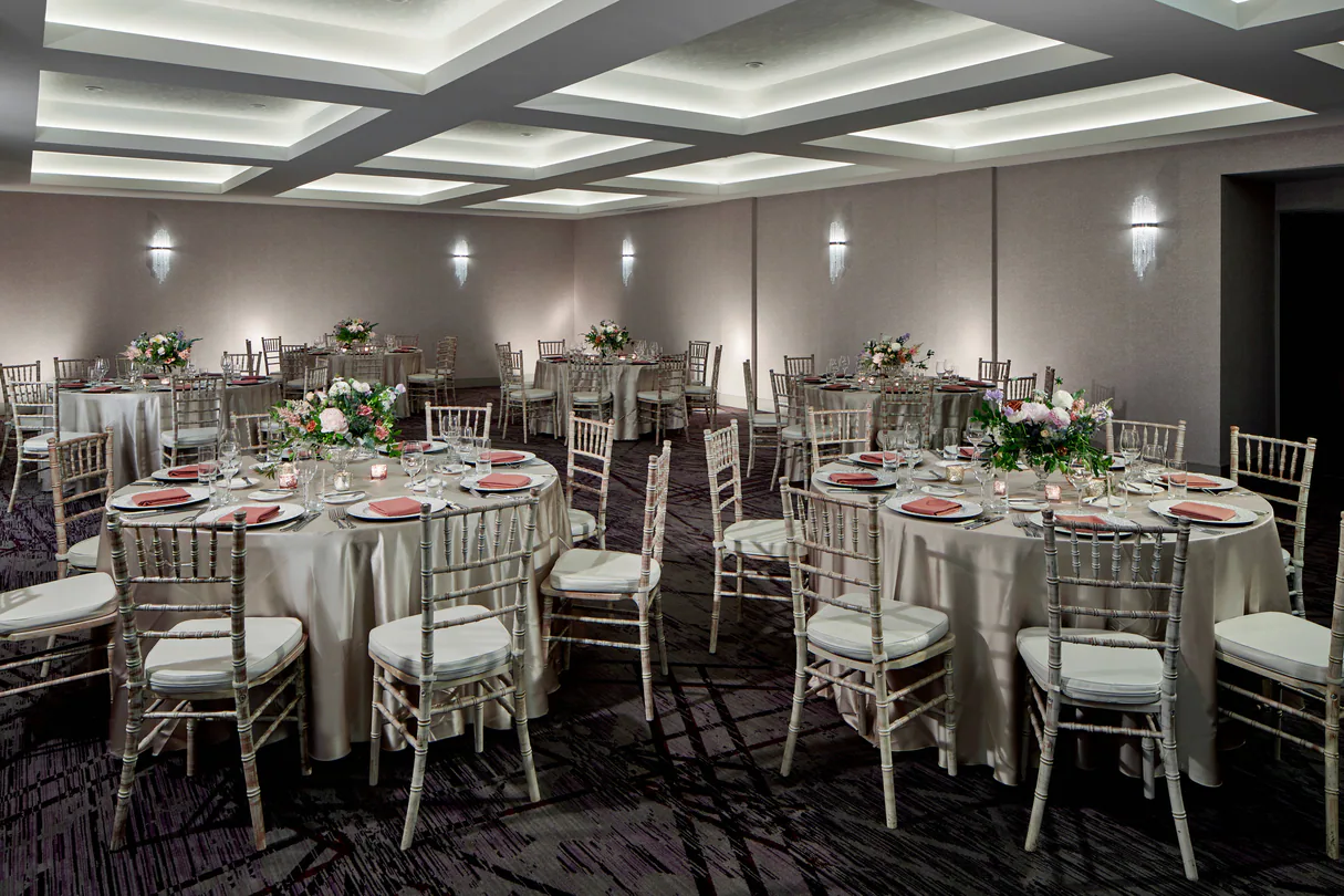 The Del Monte Lodge Renaissance Rochester Hotel & Spa