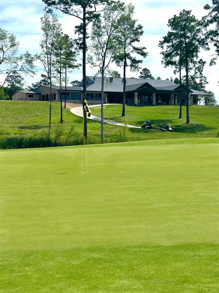 Highland Pines Golf Club