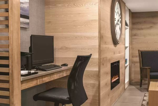 Country Inn & Suites By Carlson, Williamsburg East (Busch Gardens), VA