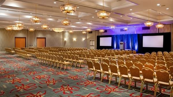 DoubleTree by Hilton Hotel Nashville Downtown