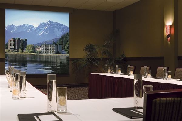 Harrison Hot Springs Resort & Spa