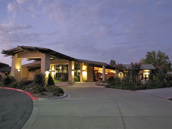 Valley Hi Country Club