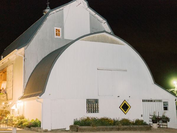 Backroad Barn & Gardens