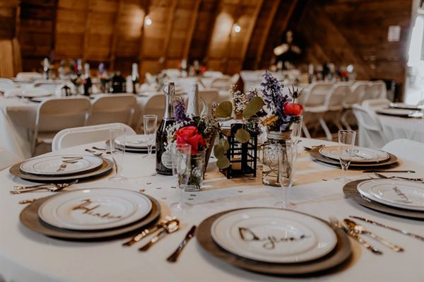 Backroad Barn & Gardens