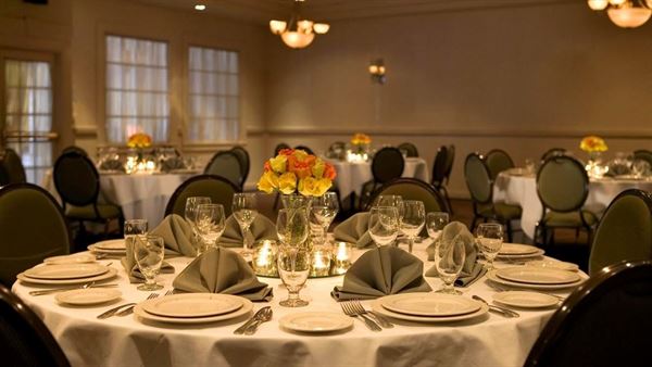 Hilton Kansas City Country Club Plaza