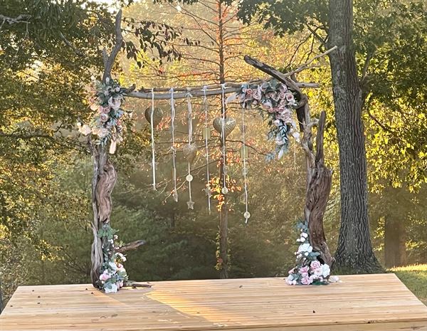 Serendipity Wedding Farmhouse (& Events)