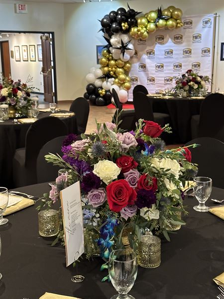 Simply Chic Soirées