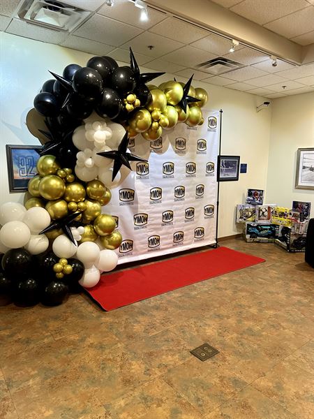 Simply Chic Soirées