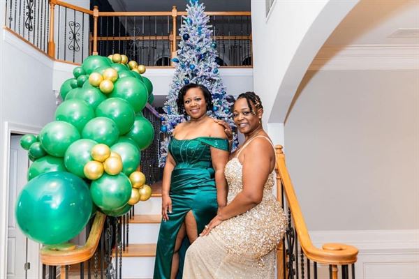 Simply Chic Soirées