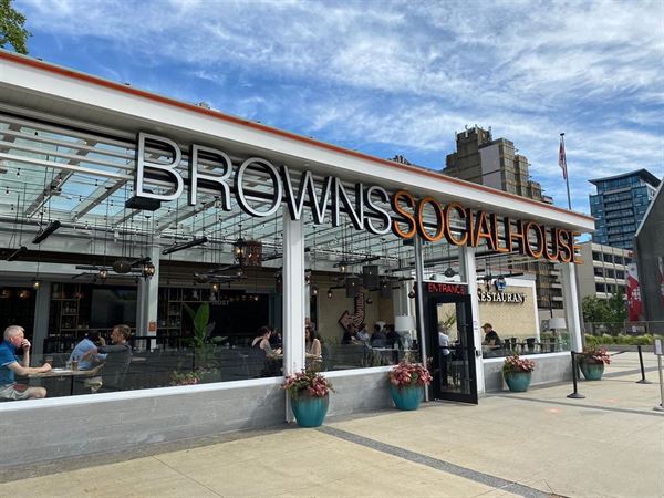 Browns Socialhouse QE Theatre