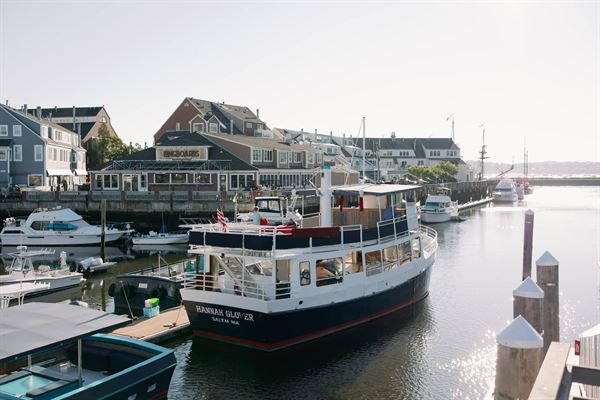 Mahi Mahi Cruises and Charters