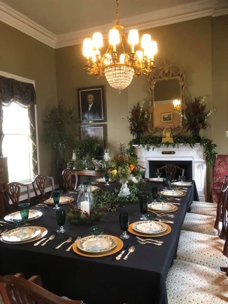 The Bailey-Tebault House